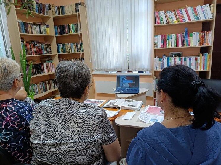 В Молочанской городской библиотеке состоялась беседа «Терроризм в современном мире»