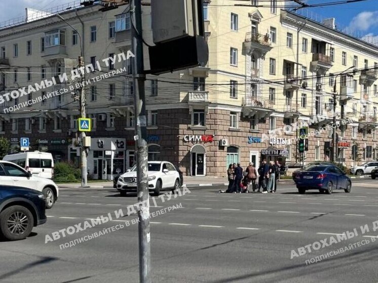 В Центральном районе Тулы девушка могла выпасть из маршрутки
