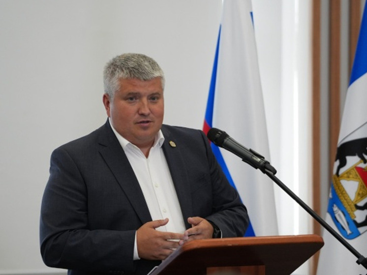 Дронов выразил готовность поддерживать перспективные проекты развития Великого Новгорода