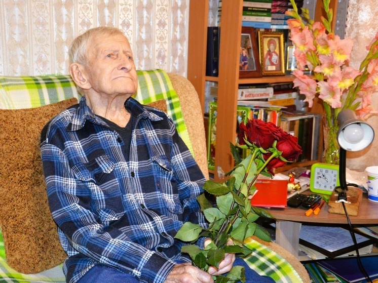 В Орле отмечает 99-й день рождения ветеран Великой Отечественной войны Алексей Левов