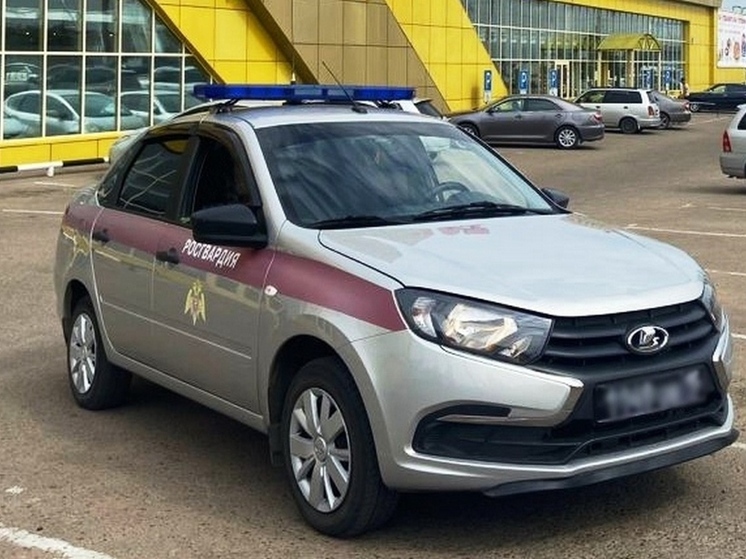 В Улан-Удэ росгвардейцы задержали похитителя кофе и шоколада