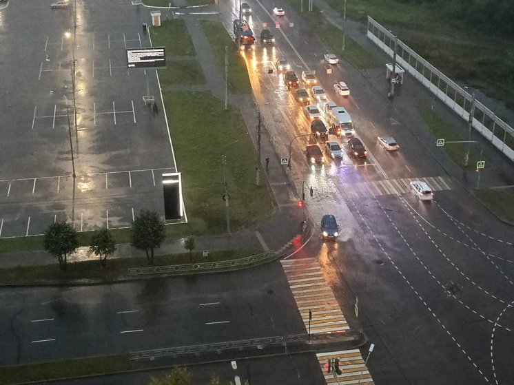 Погодный коллапс - ливни и заморозки: какие регионы России ждут аномалии в ближайшие дни? Новый прогноз метеорологов