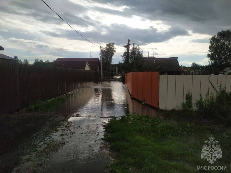 Халатность властей привела к подтоплению поселка Прилужье в Красноярском крае