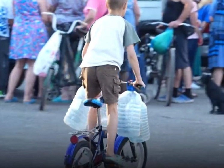 Ситуация с водой в Донецком микрорайоне Абакумова крайне сложная