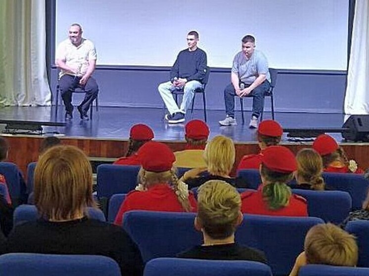 Урок мужества для молодёжи Чукотки провели ветераны СВО