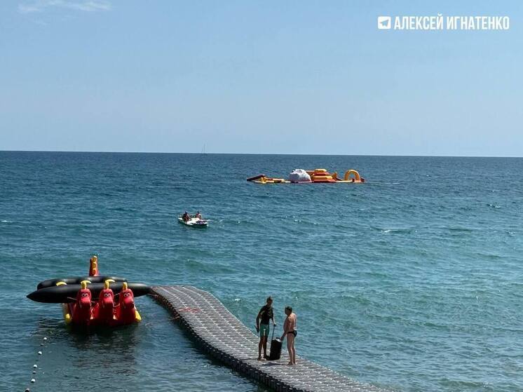 В Алуште выявили два нелегальных морских аттракциона