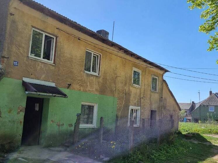 Прокуратура заставила сократить срок расселения аварийного дома в Немане