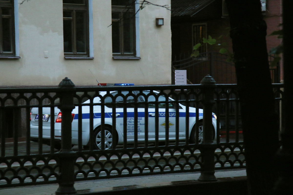 В Москве агент по недвижимости пытался покончить с собой в отделе полиции