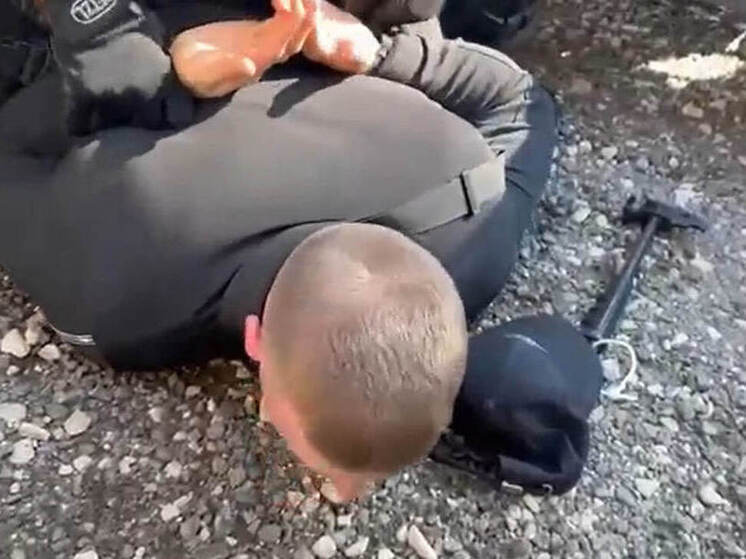 В Петербурге охранник отобрал 11 млн и уехал на «Гелике» в руки оперативников