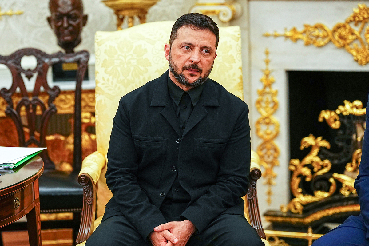 Зеленский «под шумок» попытался спасти себя от коррупционного дела