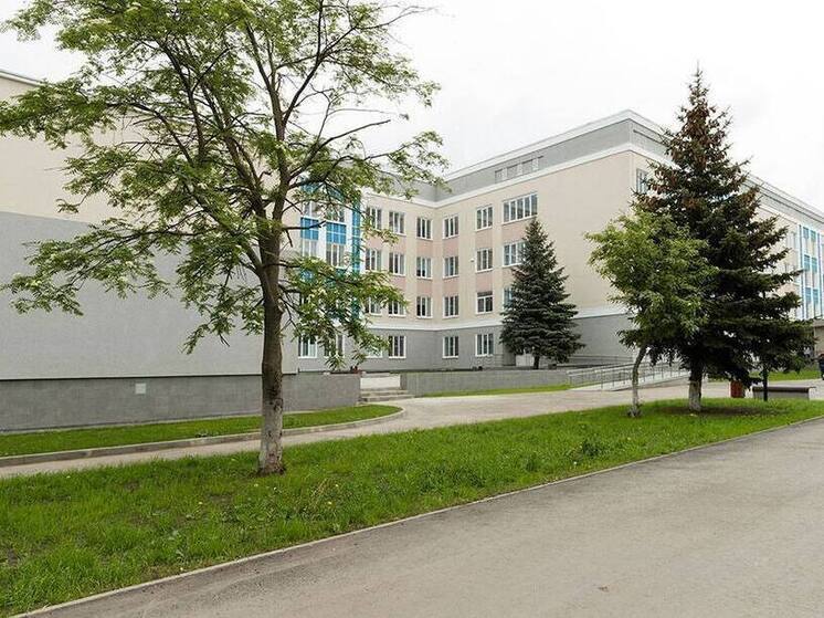 Молодым врачам Тульской области выделяют квартиры и подъемные выплаты