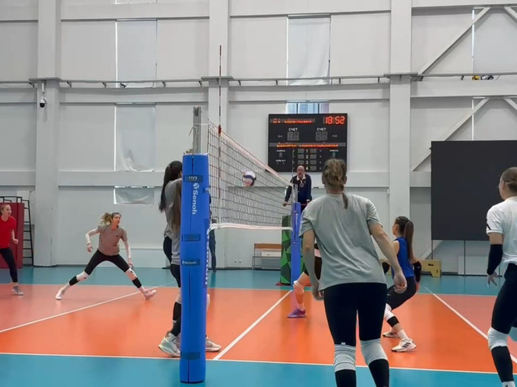 «Уралочка-НТМК» обыграла команду «Куаныш» из Казахстана