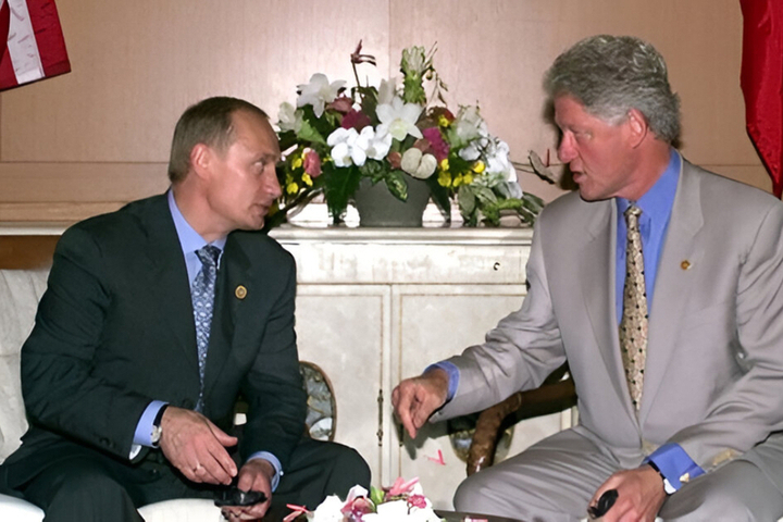 Рассекреченные документы о встрече Путина и Клинтона пролили свет на вопрос НАТО