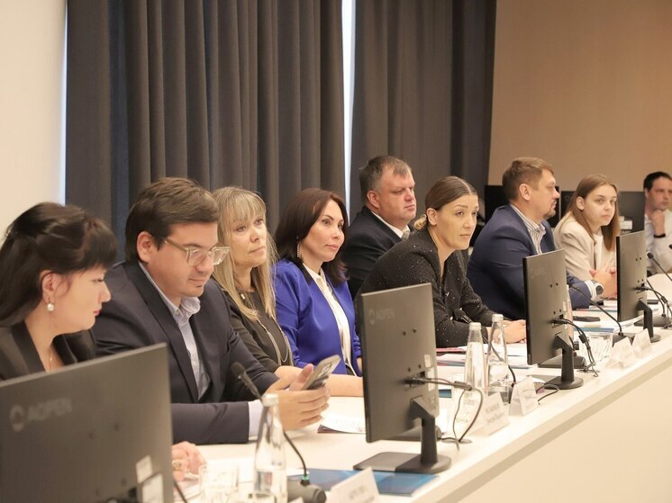 Круглый стол: «Вузы Югры и Северо-Запада России: вместе к технологическому лидерству России» прошел в Пскове