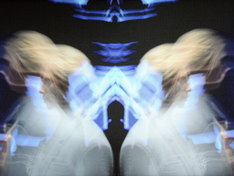 В КНР «виртуальные продавцы» вытесняют реальных людей из сферы онлайн-продаж