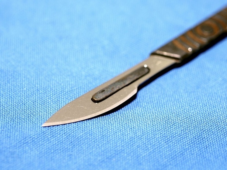 Косметолог Джанчатова: тренд на «улыбку Джокера» имеет негативные последствия