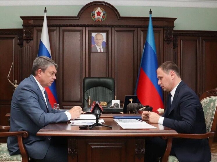 Глава ЛНР обсудил с профильным министром вопросы развития транспортной инфраструктуры