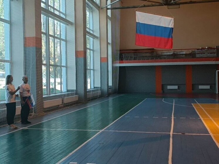 Токмак отпраздновал День Государственного флага России спортивным мероприятием