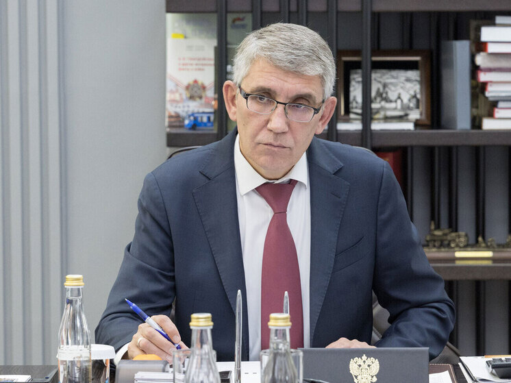 Дмитрий Миляев встретился с тульской командой - победителем образовательного интенсива «Архипелаг 2025»