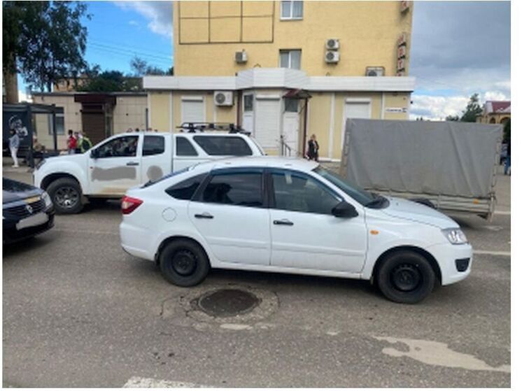 В Гагарине на Гагарина сбили самокатчика