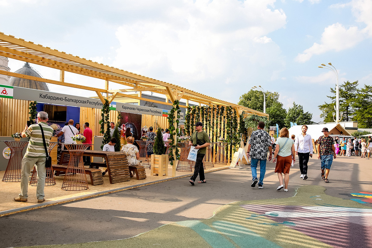 Собянин пригласил москвичей на фестиваль «Вкусы России» на ВДНХ