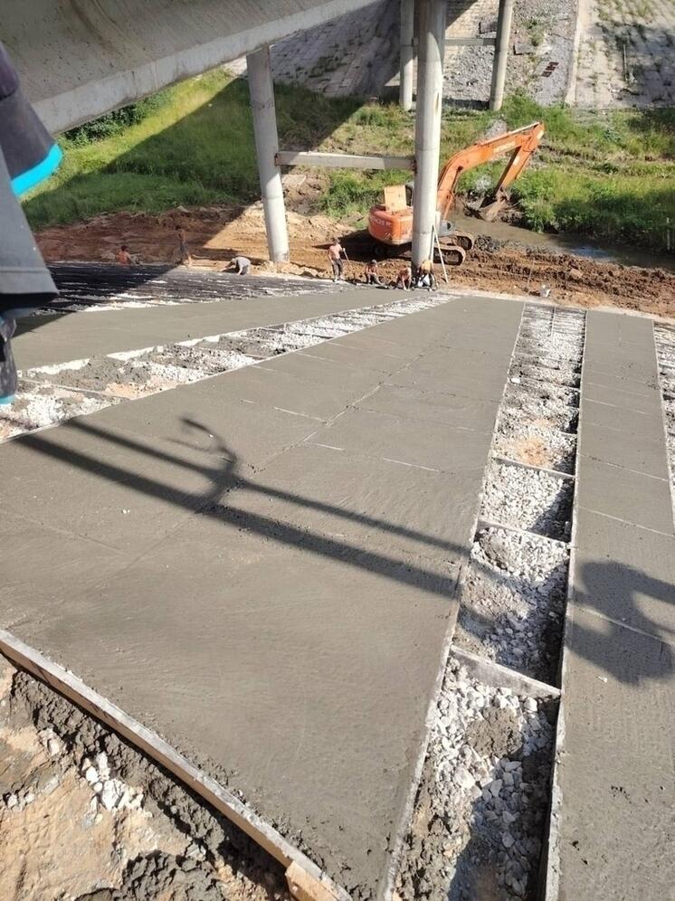 В Калужской области ремонтируют опорную дорожную сеть