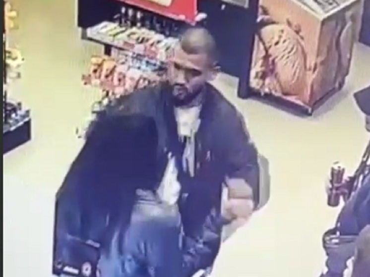 В Екатеринбурге арестовали мужчину, ударившего девушку после попытки знакомства