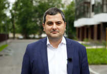 В районе Котловка на юго-западе Москвы возводится жилой дом по программе реновации, состоящий из двух секций