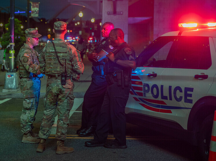 CNN: пять человек погибли в результате аварии туристического автобуса в США