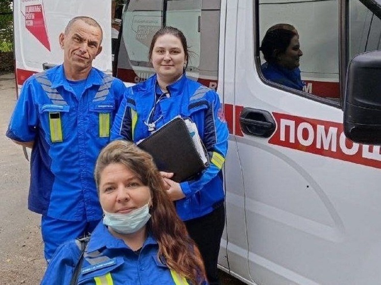 Нижегородским врачам скорой помощи пришлось принимать роды на дому