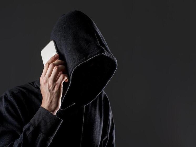 Житель Херсонской области перечислил аферистам более 290 тысяч рублей