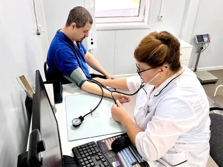 Полномочия тульских врачей с 1 сентября делегируют фельдшерам и акушерам