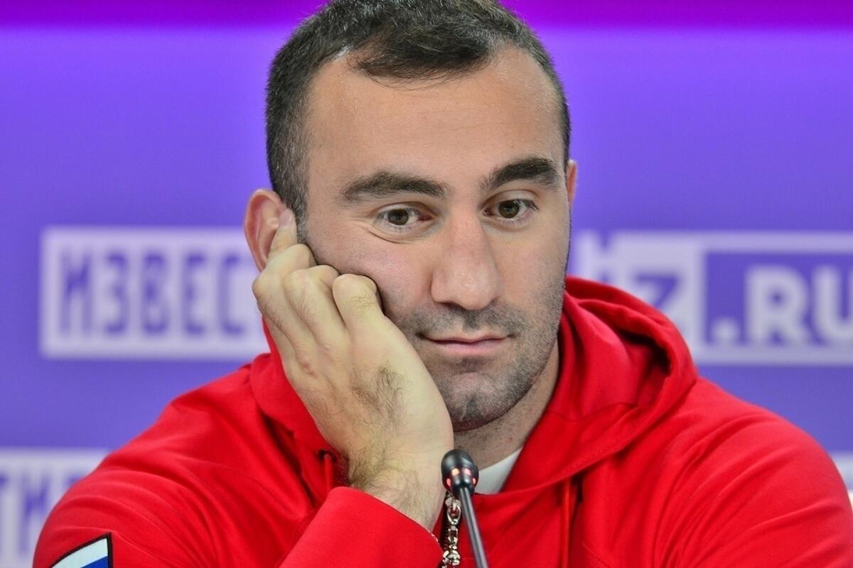 Россиянин Гассиев сделал вес перед боем против американца Милтона