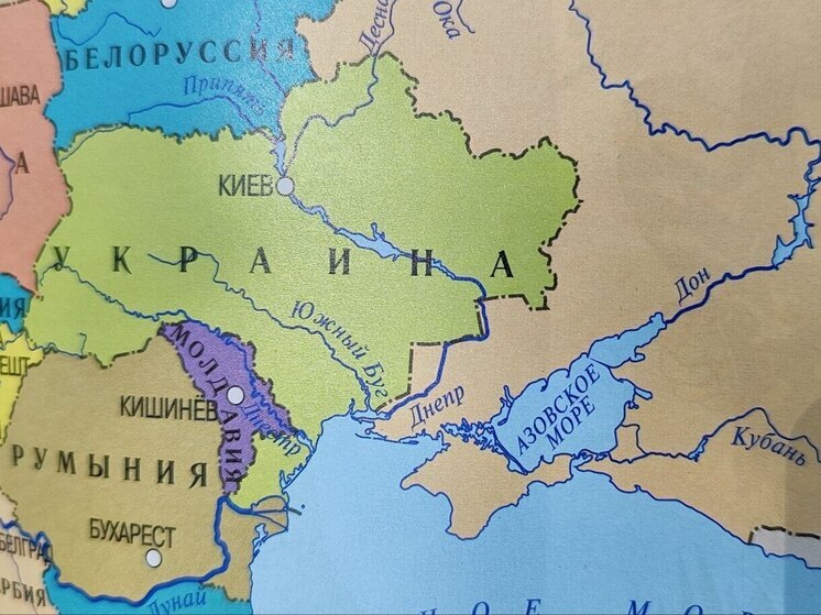 В Телеграм-канале известного донецкого журналиста и краеведа Алексея Акутина только что была опубликована примечательная карта Украины