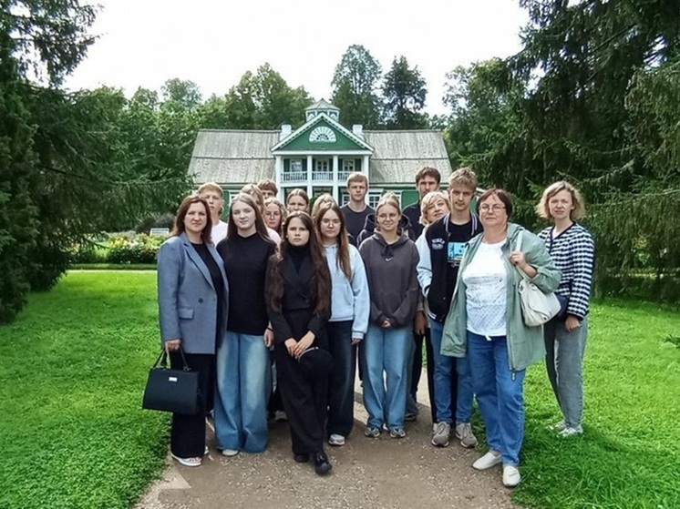 Белорусские школьники посетили музей-заповедник А.С. Пушкина «Михайловское»