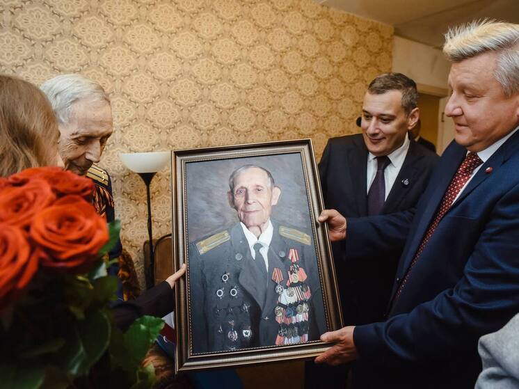 О курском боевом летчике Михале Жакове напишут книгу