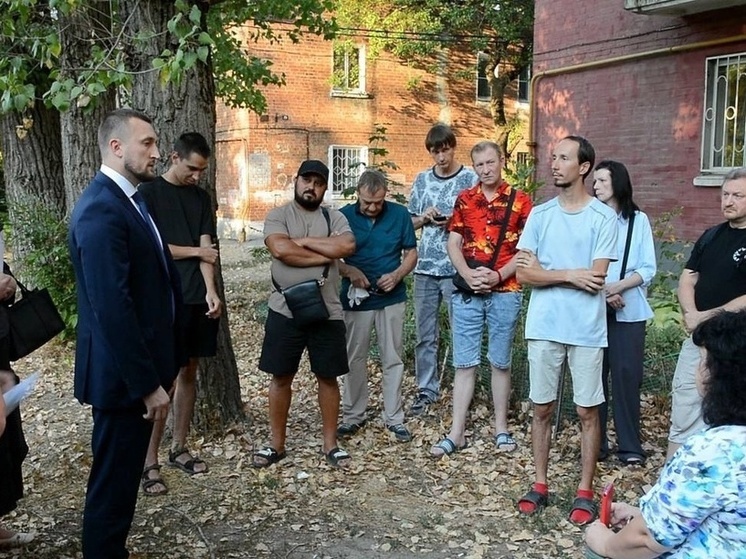 В Ростове более двух домов признаны аварийными и требующих расселения