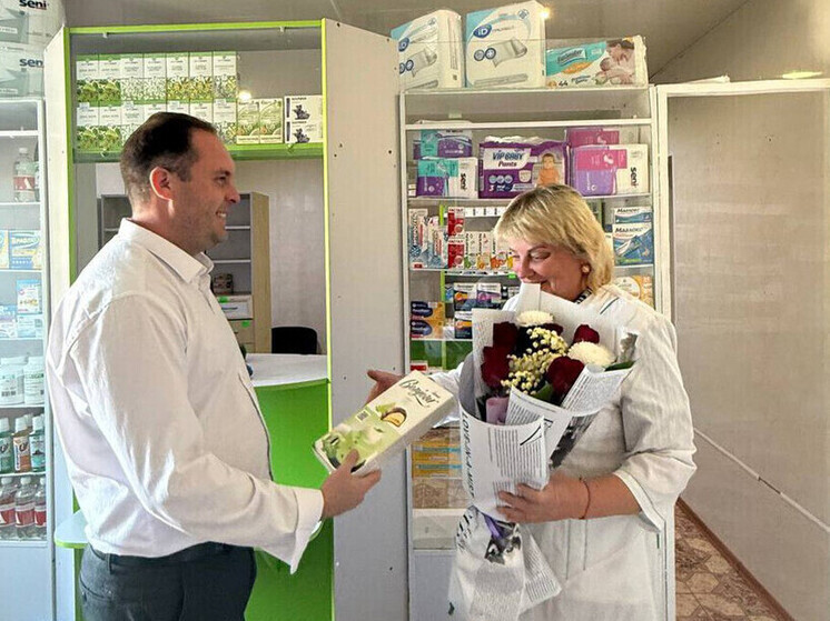 В Южном рабочем поселке Токмака открылась аптека