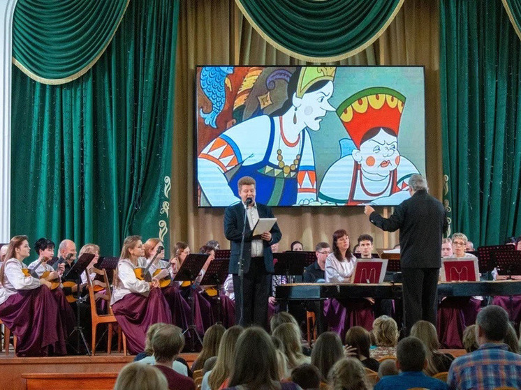 В Смоленской филармонии оркестр представил музыкальную "Сказку о царе Салтане"