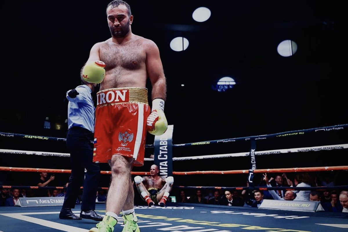 Российский боксер Гассиев победил американца Милтона на турнире в Майами