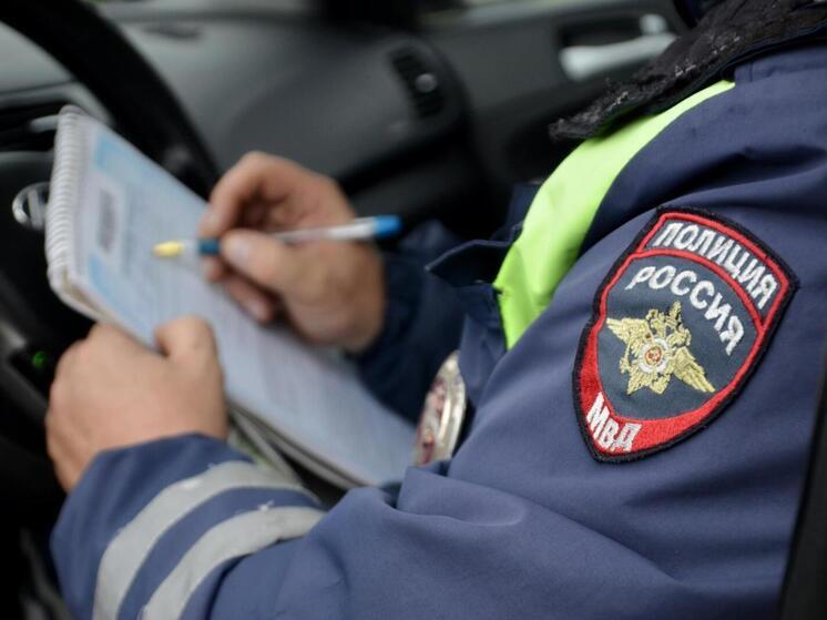 В Гагарине мотоциклист столкнулся с легковушкой