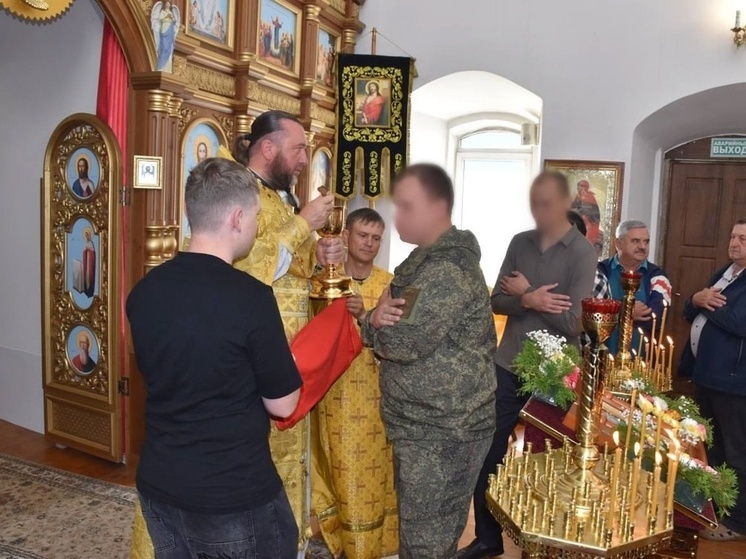 Липецкие священники благословили дроны и тепловизоры для бойцов СВО