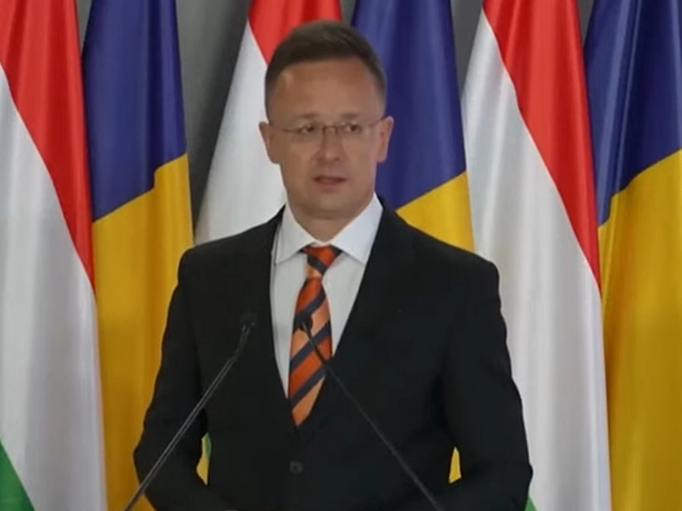 Сийярто: Зеленский использовал праздник, чтобы угрожать Венгрии