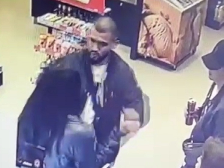 Бастрыкин поручил доложить о нападении мигранта на девушку в Екатеринбурге