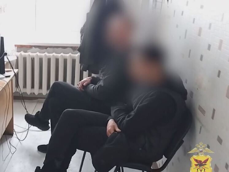 Двое забайкальцев избили мужчину и отобрали у него деньги