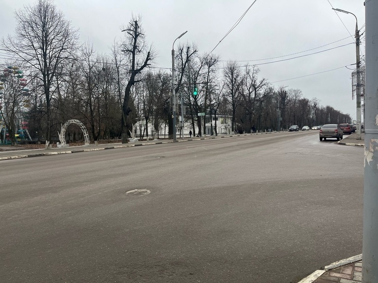 Правительство Орловской области внесло изменения в распределение бюджетных ассигнований по двум направлениям: &laquo;Обеспечение объектами водоснабжения земельных участков, предоставленных для льготных категорий граждан для индивидуального жилищного строительства&raquo; и &laquo;Строительство и реконструкцию автомобильных дорог в рамках регионального проекта &ldquo;Жильё&rdquo;&raquo;
