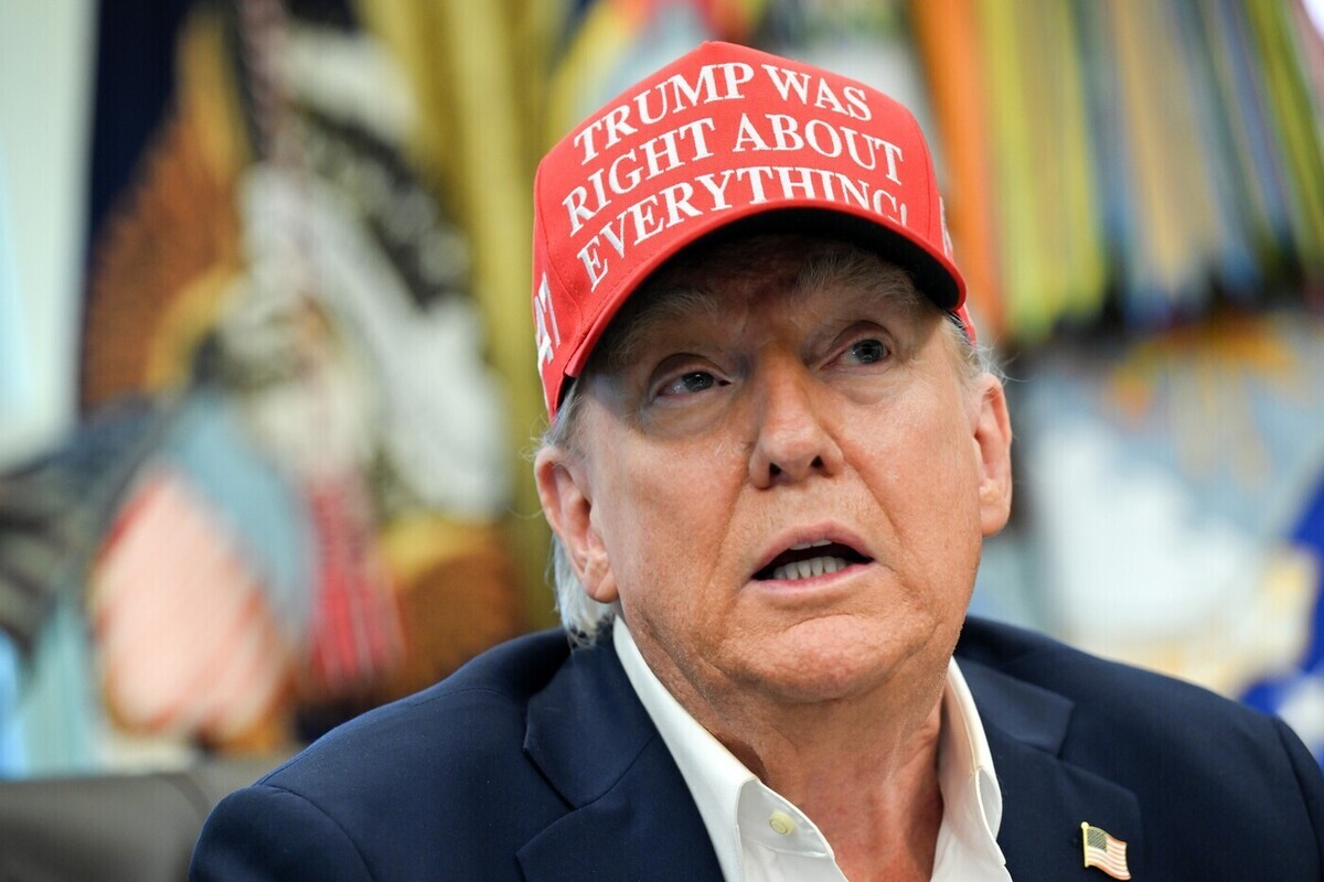 Трамп неожиданно потребовал лишить лицензий критикующие его телеканалы