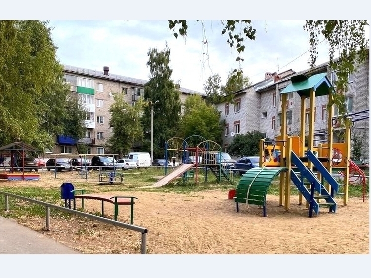В селе Кын открылась новая площадка «Мир детства»