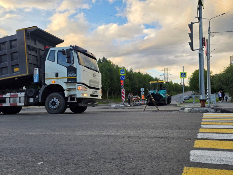 Ремонт на улице Сидоренко в Апатитах подходит к концу