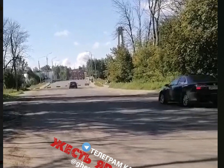 В Ярославле водители продолжают использовать Комсомольский мост